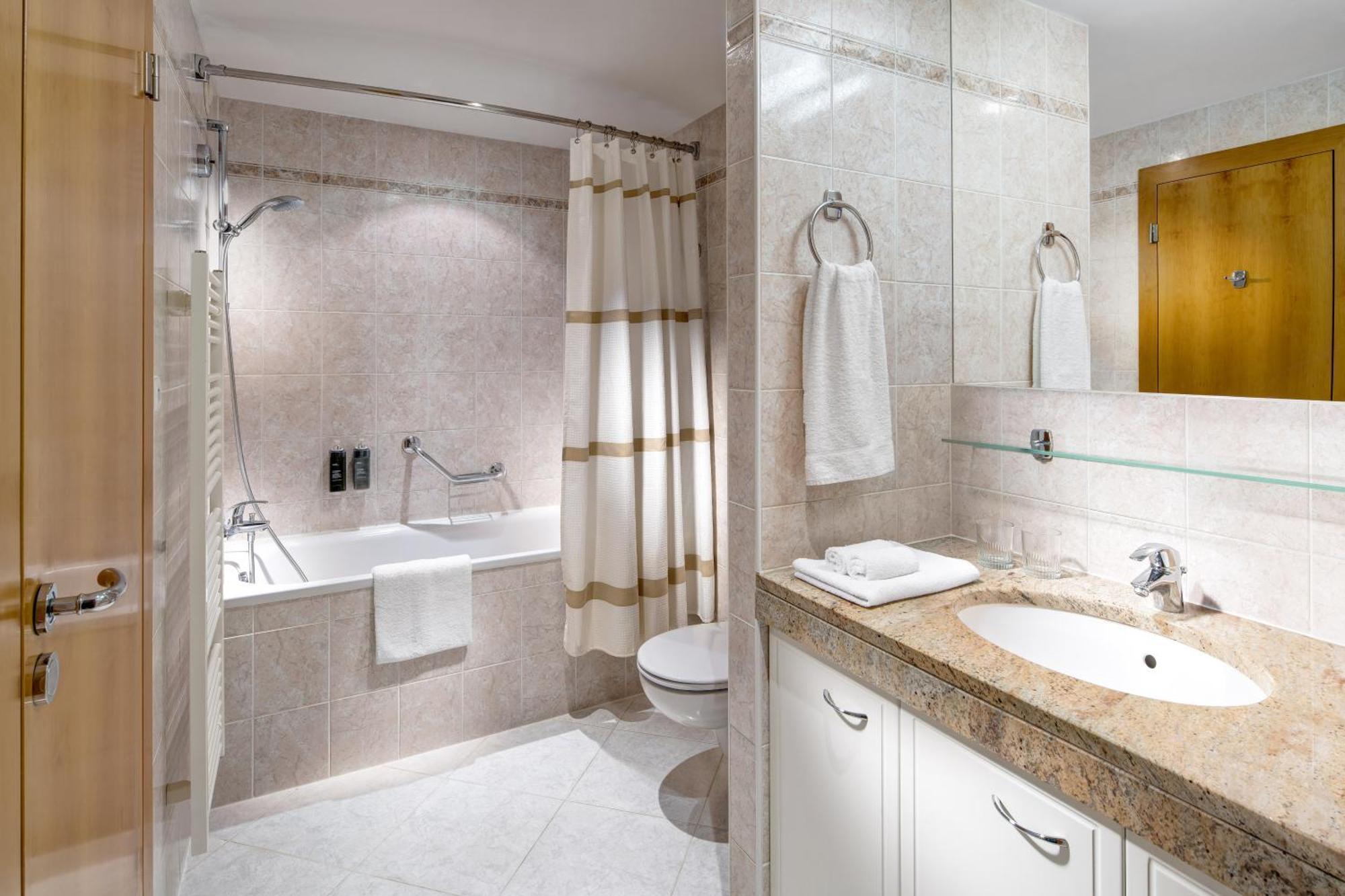 Deluxe Studio,1224147325:JPEG